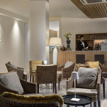 Delle Rose Hotel 4*
