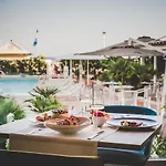 Delle Rose Ξενοδοχείο 4*