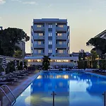 Ξενοδοχείο Delle Rose 4*