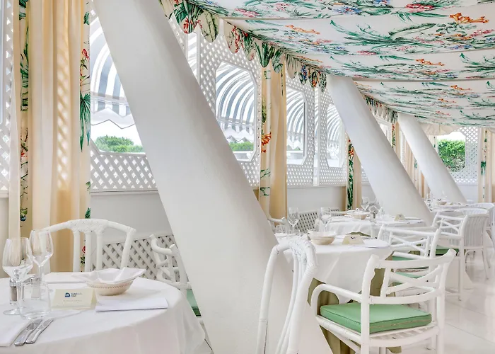 Delle Rose Hotel 4*