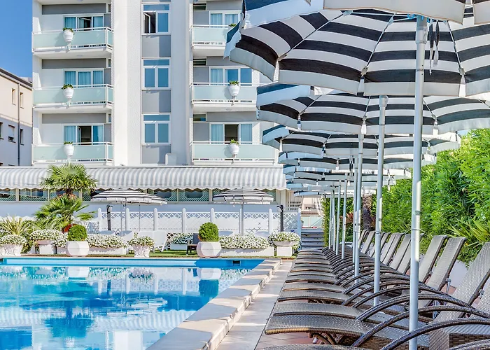 Delle Rose Hotel 4*